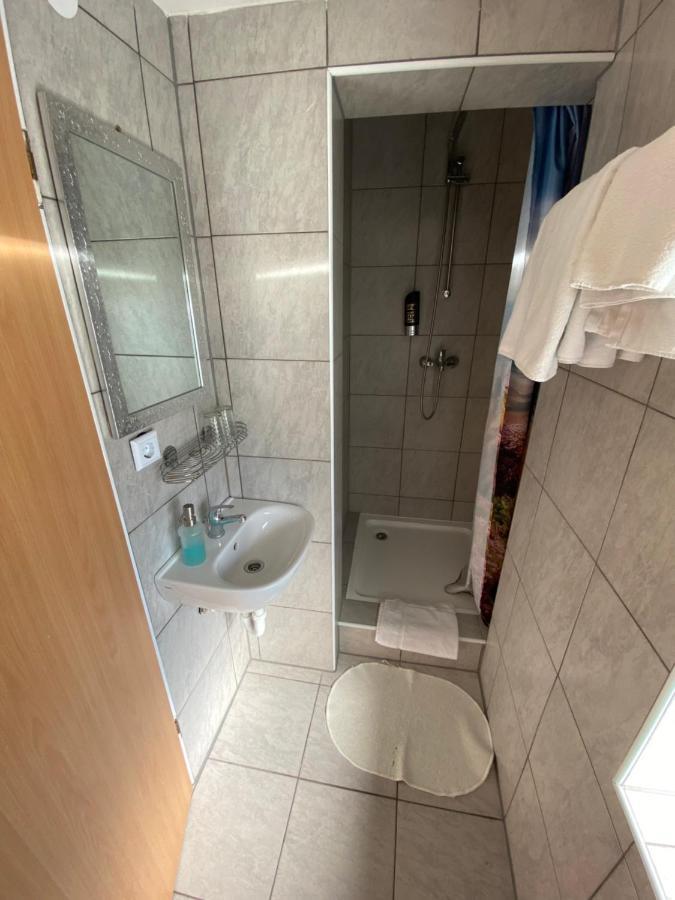 Godorfer Muehle Hotel Кьолн Екстериор снимка